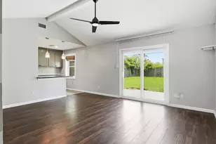 10130 Woodwick St, Houston, TX 77016 - Photo 13