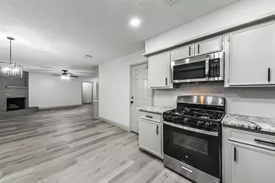 1805 Sleepy Creek Way, Pearland, TX 77581 - Photo 13