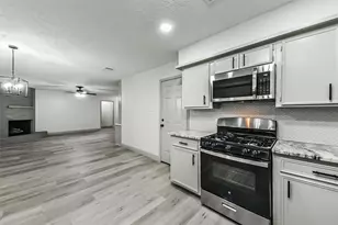 1805 Sleepy Creek Way, Pearland, TX 77581 - Photo 13