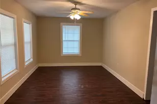 2118 8th St, Orange, TX 77630 - Photo 3