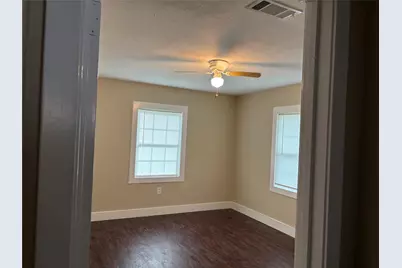 2118 8th Street, Orange, TX 77630 - Photo 7