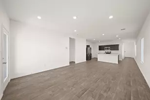 2406 Silver Pr Ln, Spring, TX 77373 - Photo 9