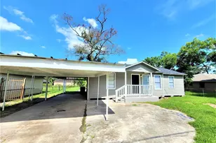 10329 Wicklowe St, Houston, TX 77016 - Photo 1