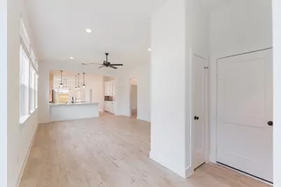 10631 Wild Chives, Conroe, TX 77385 - Photo 5