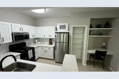 15000 W Airport Boulevard #B2, Sugar Land, TX 77498 - Photo 15