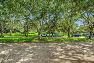 2519 Williams Grant St, Sugar Land, TX 77479 - Photo 35
