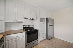 5719 Cerritos Dr, Houston, TX 77035 - Photo 13