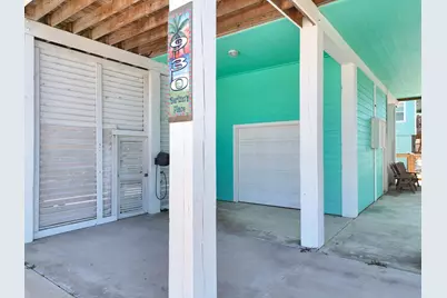 930 Eastview, Crystal Beach, TX 77650 - Photo 33