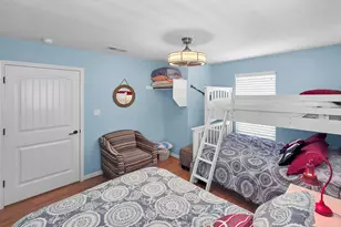 930 Eastview, Crystal Beach, TX 77650 - Photo 17