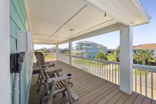 930 Eastview, Crystal Beach, TX 77650 - Photo 27