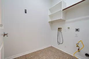 10714 Barker Lake Ct, Cypress, TX 77433 - Photo 37