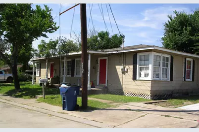 1324/28 W 9th Street, Freeport, TX 77541 - Photo 1