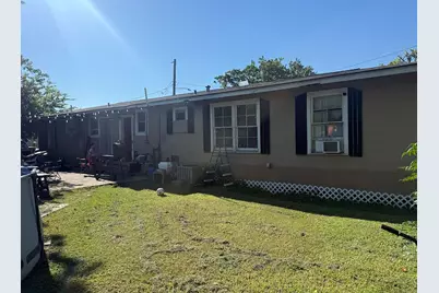 1324/28 W 9th Street, Freeport, TX 77541 - Photo 3