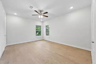 12318 Boheme Dr, Houston, TX 77024 - Photo 41