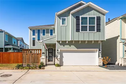 719 Sandy Bay Lane, Kemah, TX 77565 - Photo 1