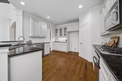 1250 Seamist Drive, Houston, TX 77008 - Photo 13