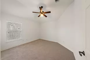 1250 Seamist Dr, Houston, TX 77008 - Photo 33