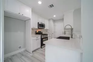7115 Shady Moss Ln, Houston, TX 77040 - Photo 9