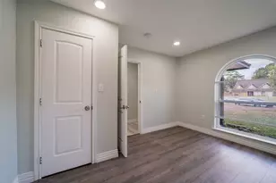 7115 Shady Moss Ln, Houston, TX 77040 - Photo 5