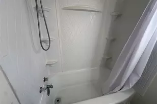 159 Oak Dr, Lake Jackson, TX 77566 - Photo 11