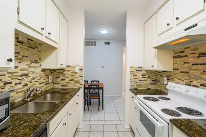 7900 N Stadium Drive #109, Houston, TX 77030 - Photo 13