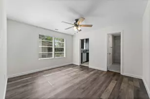 1615 1/2 McKee St, Houston, TX 77009 - Photo 9