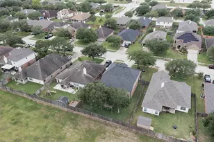 6511 Canyon Mist Ln, Dickinson, TX 77539 - Photo 45