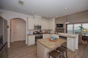 6511 Canyon Mist Ln, Dickinson, TX 77539 - Photo 13