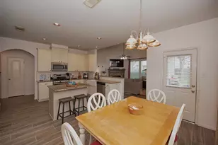 6511 Canyon Mist Ln, Dickinson, TX 77539 - Photo 17