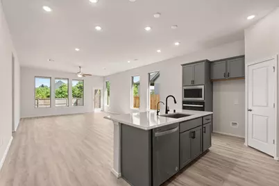 1942 Waters Branch Drive, Missouri City, TX 77459 - Photo 5