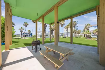 11216 Reagor Way, Galveston, TX 77554 - Photo 19