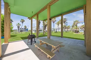 11216 Reagor Way, Galveston, TX 77554 - Photo 19