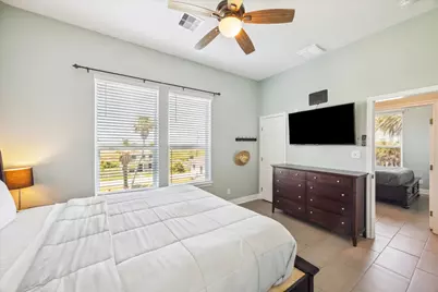 11216 Reagor Way, Galveston, TX 77554 - Photo 11