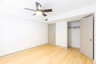 11603 Chimney Rock Rd, Houston, TX 77035 - Photo 19