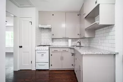 1911 Forest Hill Boulevard #2, Houston, TX 77023 - Photo 3