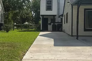 1911 Forest Hill Blvd, Houston, TX 77023 - Photo 19