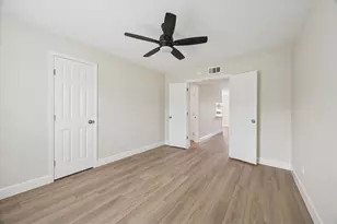 18800 Egret Bay Blvd, Houston, TX 77058 - Photo 21