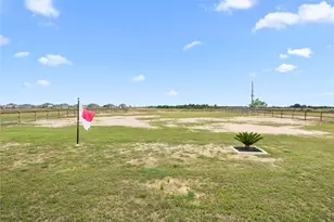 315 Cobb Ct, Sealy, TX 77474 - Photo 43