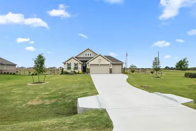 315 Cobb Court, Sealy, TX 77474 - Photo 3
