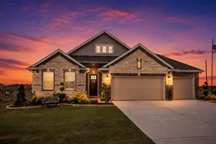 315 Cobb Ct, Sealy, TX 77474 - Photo 1