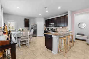 1412 Lake City Ln, Houston, TX 77047 - Photo 9