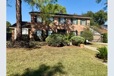 10818 Chevy Chase Drive, Houston, TX 77042 - Photo 3