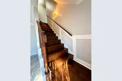 10818 Chevy Chase Drive, Houston, TX 77042 - Photo 19