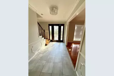 10818 Chevy Chase Drive, Houston, TX 77042 - Photo 17