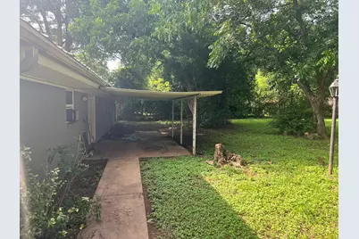 204 N Rockdale Street, Lexington, TX 78947 - Photo 29