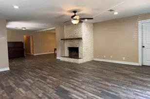 204 N Rockdale St, Lexington, TX 78947 - Photo 5