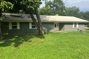 204 N Rockdale St, Lexington, TX 78947 - Photo 1
