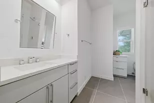 3 Farington Way, The Woodlands, TX 77382 - Photo 33