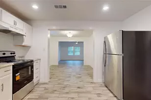 607 W Park St, Sugar Land, TX 77498 - Photo 19