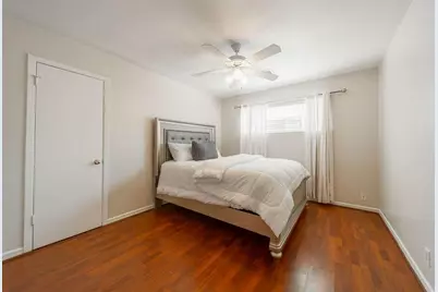 4723 Merwin Street, Houston, TX 77027 - Photo 11